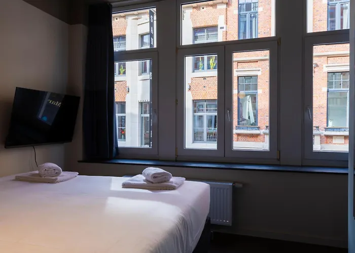 Maerch - Leopold 12 * لوفين